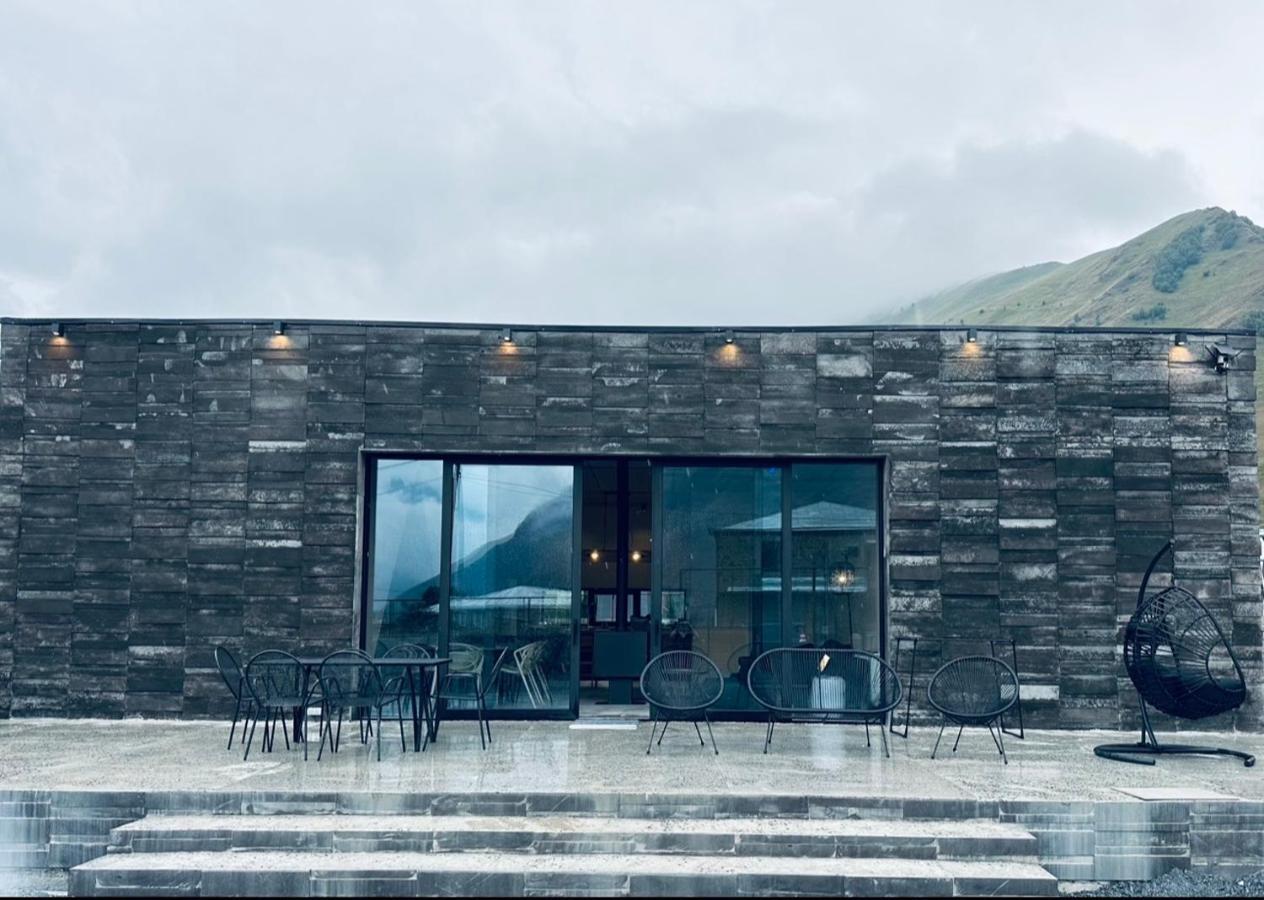 Villa Alpine Escape Kazbegi Extérieur photo