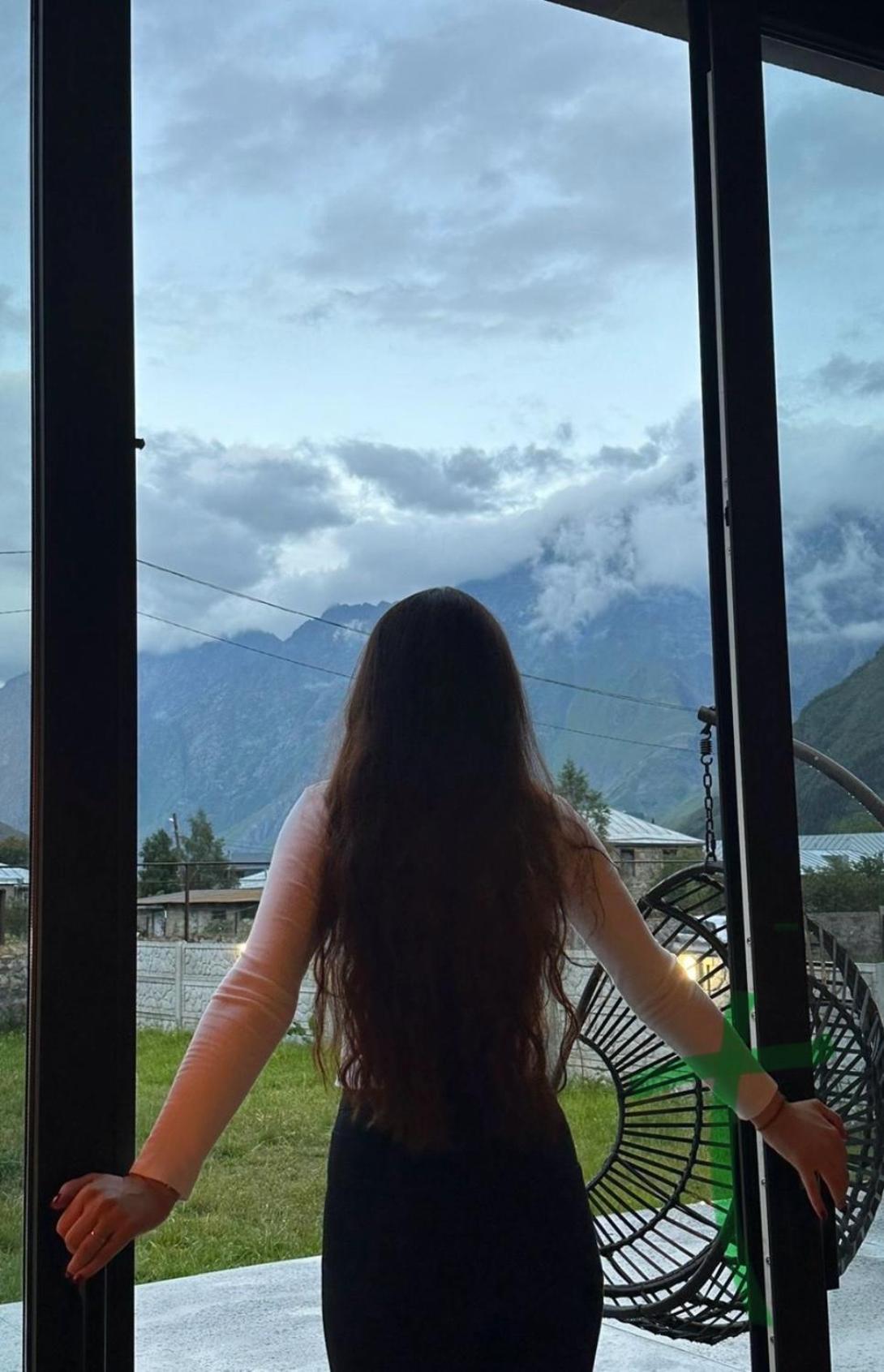 Villa Alpine Escape Kazbegi Extérieur photo